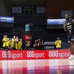 El Lenovo Tenerife deja su huella y se apunta el 1-0 (7)