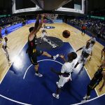 El Lenovo Tenerife festeja su primera alegría del curso (17)