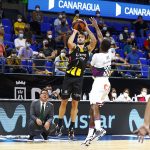 El Lenovo Tenerife festeja su primera alegría del curso (14)