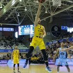 El Lenovo Tenerife cae en su estreno liguero en Lugo (2)