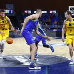 El Lenovo Tenerife se hace fuerte desde la defensa (15)