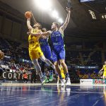 El Lenovo Tenerife se hace fuerte desde la defensa (5)