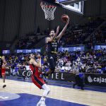 El Lenovo Tenerife saca músculo (10)