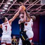 El Lenovo Tenerife suma un valioso triunfo sobre la bocina (2)