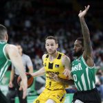 El Lenovo Tenerife impone su ley en Sevilla (7)