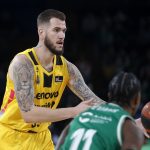 El Lenovo Tenerife impone su ley en Sevilla (1)