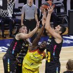 El Lenovo Tenerife impone su solidez (17)