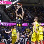 El Lenovo Tenerife impone su solidez (4)