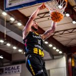 Triunfo solvente en Cerdeña para recuperar sensaciones (9)