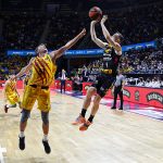 El Lenovo Tenerife cae ante un Barça más físico (11)