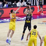 El Lenovo Tenerife cae ante un Barça más físico (5)