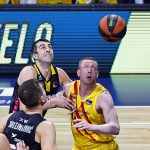 El Lenovo Tenerife cae ante un Barça más físico (6)