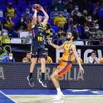 El Lenovo Tenerife cae in extremis, pero saca su billete para la Copa (4)