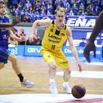 El Lenovo Tenerife suma un triunfo clave en Burgos (2)