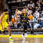 El Lenovo Tenerife comienza con buen pie el Sweet 16 (5)