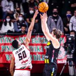 El Lenovo Tenerife cae en el infierno turco y el play in se decidirá en el Santiago Martín (3)