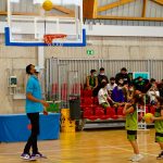 Dejan Todorovic y Sean Smith comparten cancha y charla con clubes de Arona (1)