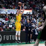 El Lenovo Tenerife gana en Badalona al son de Marcelinho Huertas (8)