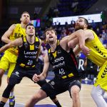 El Lenovo Tenerife se hace fuerte desde la defensa (7)