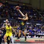 El Lenovo Tenerife se hace fuerte desde la defensa (5)