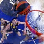 Sufrida victoria en la prórroga ante un correoso Real Betis (21)