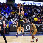 Sufrida victoria en la prórroga ante un correoso Real Betis (16)