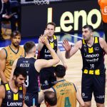 Sufrida victoria en la prórroga ante un correoso Real Betis (8)