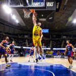 Trabajada victoria para cerrar invictos el #Top16 (10)