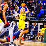 Trabajada victoria para cerrar invictos el #Top16 (4)