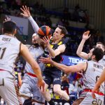 El Lenovo Tenerife estira su racha ante un correoso San Pablo Burgos (4)