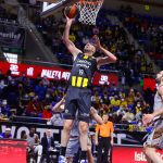 El Lenovo Tenerife estira su racha ante un correoso San Pablo Burgos (5)