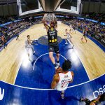 El Lenovo Tenerife tumba a un correoso BAXI Manresa y saca su billete para el playoff (22)