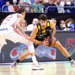 El Lenovo Tenerife tumba a un correoso BAXI Manresa y saca su billete para el playoff (7)