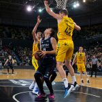 El Lenovo Tenerife cae en el fortín de Miribilla (1)