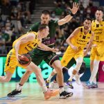 El Lenovo Tenerife exprime su buen momento y 'asalta' el Carpena (14)