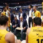 El Lenovo Tenerife exprime su buen momento y 'asalta' el Carpena (10)