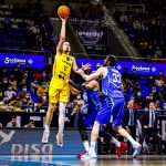 El Lenovo Tenerife se adelanta en el playoff ante el Tofas Bursa (14)