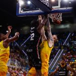 El Lenovo Tenerife tiñe el derbi de aurinegro (4)