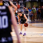 El Lenovo Tenerife tiñe el derbi de aurinegro (3)