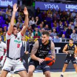 El Lenovo Tenerife cierra el 2022 con otro recital colectivo (4)