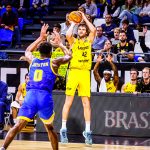 El Lenovo Tenerife desarbola al Peristeri y saca su billete para el Top 16 (8)