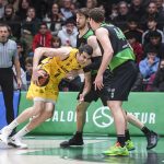 El Lenovo Tenerife cae en su visita al Joventut (3)
