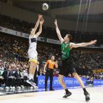 El Lenovo Tenerife 'asalta' el Olímpic y jugará la final de Copa (30)