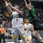 El Lenovo Tenerife 'asalta' el Olímpic y jugará la final de Copa (10)