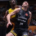 El Lenovo Tenerife impone su sello y desarbola al Granca (22)