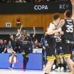 El Lenovo Tenerife impone su sello y desarbola al Granca (10)