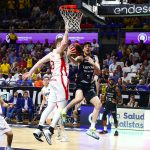 El Lenovo Tenerife tumba al BAXI Manresa, tras una segunda mitad de libro (13)