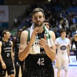 El Lenovo Tenerife impone su ley en Fontes do Sar (14)