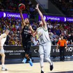 El Lenovo Tenerife se hace fuerte en casa (10)