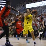 El Lenovo Tenerife tira de oficio para ganar en Granada (8)